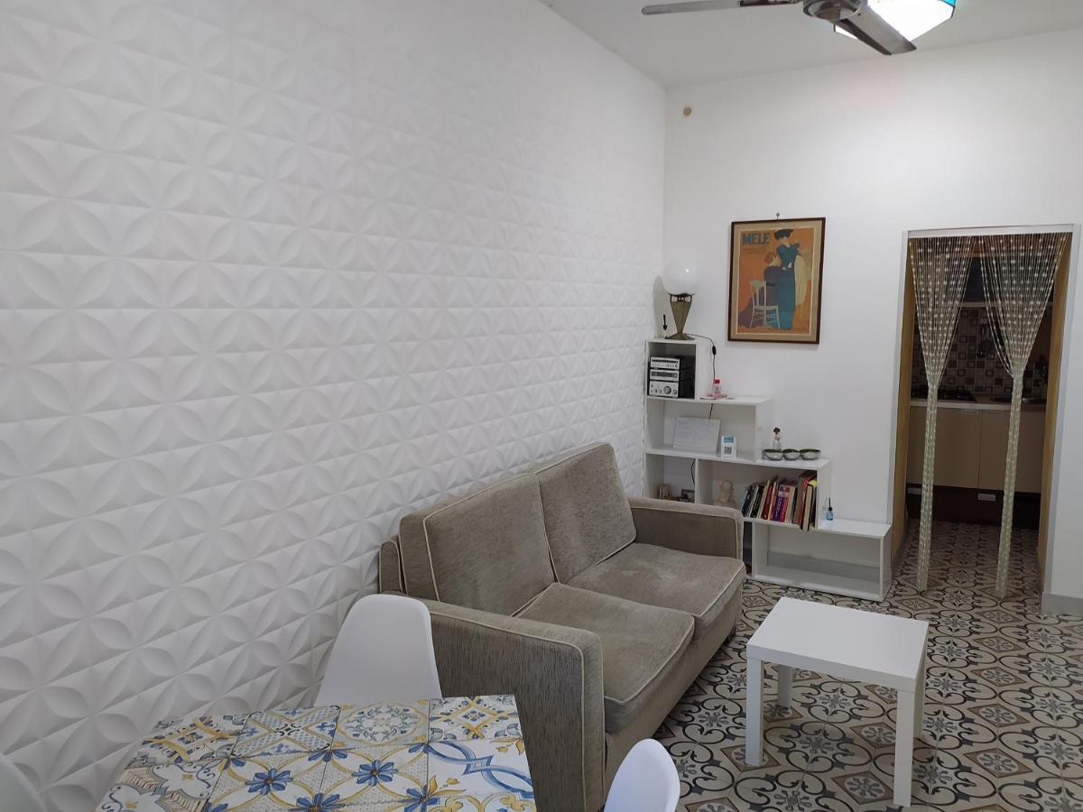 Casa Vacanze Maison Zio Bruno A' Scalinatella Neapel Exteriör bild